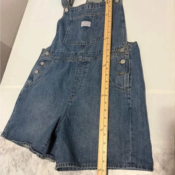 Levi's Vintage Women's Denim Short
Overalls Size M Blue Jean - Picture 9 of 16